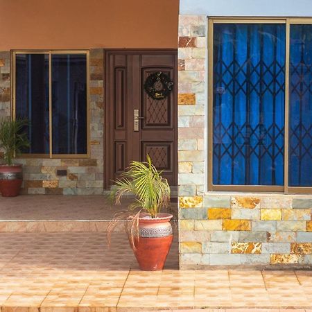 Afranasa Inn Tema Exterior foto